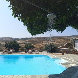 Paros Poolside Cozy Nests - Summer & Salty Getaways, Hotel in Kampos Paros