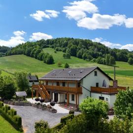 Agroturystyka Natura, hotel in Pilchowice