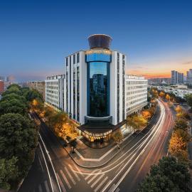 Kunming Guandu GuanShang Guomao Center ATOUR LIGHT Hotel