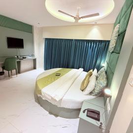 Hotel Adkar Residency Borivali West, hotel in Mumbai