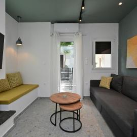 Aslia - Stylish Stay by the sea in Polychrono