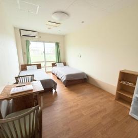 HI OKINAWA KIN Private Rooms and Hostel個室ホステル, hotel in Kin