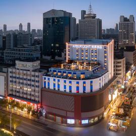 Nanchang Wanshou Palace Bayi Hall Subway Station Atour Light, ξενοδοχείο σε Ναντσάνγκ
