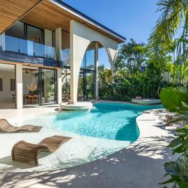 Luxury 6BR Tropical Villa with Beach Club Pool