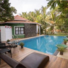 WayFare Stud Farm & Resort, hotelli Nāsikissa