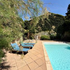 Villa authentique du 17e siècle avec piscine privée