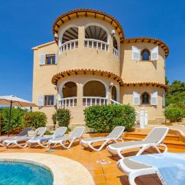 Villa Ortembach- PlusHolidays, hotel in Calpe