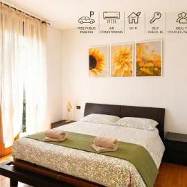 Apartment near Lake Como -300m to station -AC