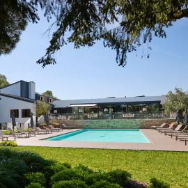 레제르비에에 위치한 호텔 Hôtel Parc du Landreau