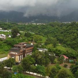 Pleasant Tree Hotels - Luxury Stay Amidst Nature, hotelli kohteessa Rājpur