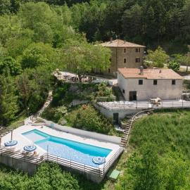 Agriturismo Tra Le Colline, hotel di Assisi
