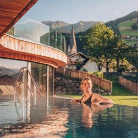 SPA & Naturhotel Outside, hotel sa Matrei in Osttirol