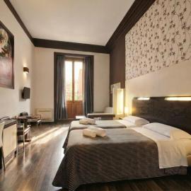 Alhambra Suites
