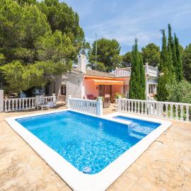 Hauzify I Casa Peralta, hotel in Les tres Cales