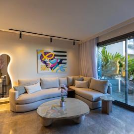 Anfa Superieur Premium Apartment Seaside, with Pool, Parking, hotel in Anfa-Supérieur