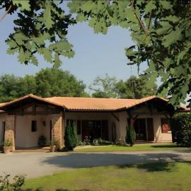 Les Anthémis, hotel in Gujan-Mestras