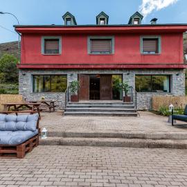La Casona de Omaña, hotel in Fasgar
