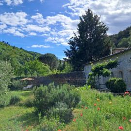 Les Jardins du Bateau, hotel in Vals-les-Bains