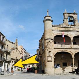 casa muralla - plaza mayor
