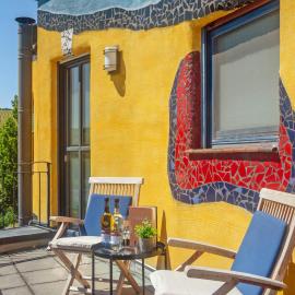 Weingut Hirn &Hundertwasser-Artikel
