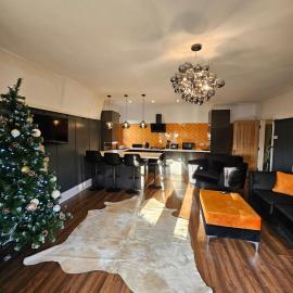 Park View Penthouse Suite
