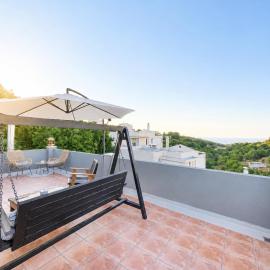 An Drea Between, hotell i Gerani