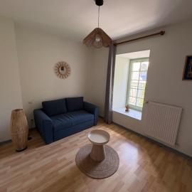 Cozy apartment à Évron, hotel en Évron