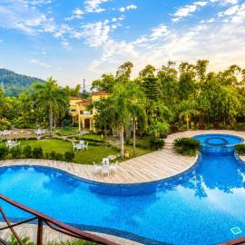 Mango Bloom River Resort By Excel Hotels & Resorts, hotel em Marchula