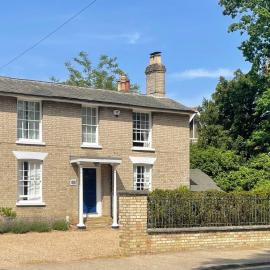 Yew Tree House, Bed & Breakfast in Colchester