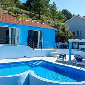 Villa Love house
