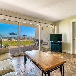 Beach House Condominiums C103 - Beachfront with Pool, Wi-Fi, & Beach Service