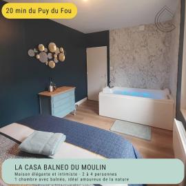 La Casa Balnéo du Moulin - 20 min from Puy du Fou, hotel in Le Boupère