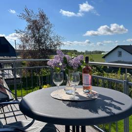 Ruhige Auszeit zu zweit - Ferienwohnungen auf Usedom für Radfahrer & Strandliebhaber, hotel en Loddin