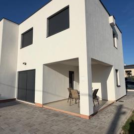 Ujo Marko Sea View House, Maslenica