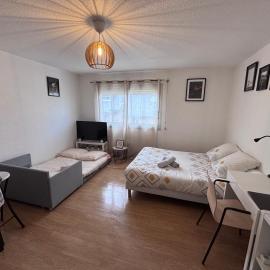 Coeur de Perros-Guirec - Studio, hotel in Perros-Guirec