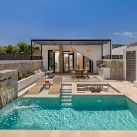 Delta Exclusive Pool Suites