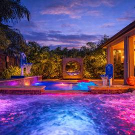 Glow Lakefront Villa, Heated Pool - Spa, 4K Cinema