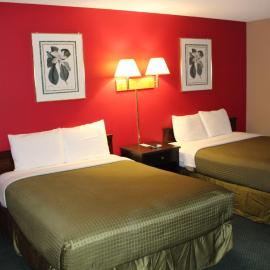 Colonial Inn, hotel in Dyersville
