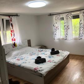 Villa ADUSHI Nashec, hotel in Prizren