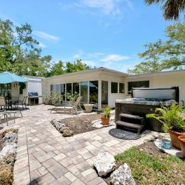 Coastal Home with Hot Tub Firepit and Music Lounge