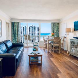 Daytona Beach Resort OceanView Condo, Sleeps 6, hotel a Daytona Beach