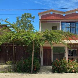 Milflora casa completa, Hotel in Nuquí