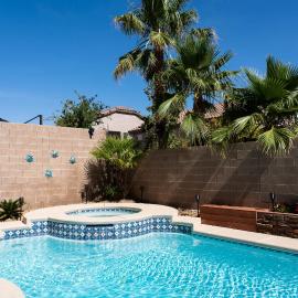 Spacious sparkling luxury home with private HEATED saltwater pool and hot tub, EV power station