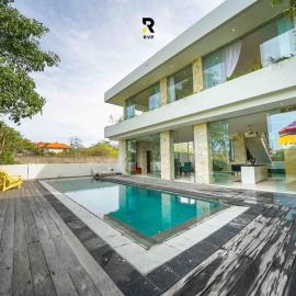 NEW, Modern 1BR with Pool-Kitchen-Workspace-100Mb, hotel in Badung