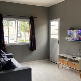 Casa completa com garagem próximo ao Distrito Industrial, Hotel in Cuiabá