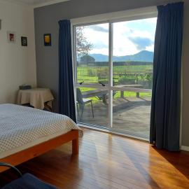 Self check-in room02 in Waikato, Hotel in Te Miro