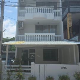 Chillax Townhome 65