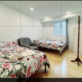 Family-Friendly Private Room With 2 Queen Beds, hôtel à Brossard