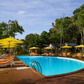 Sandy Beach Bungalows by EHM, hotel in Koh Rong Sanloem