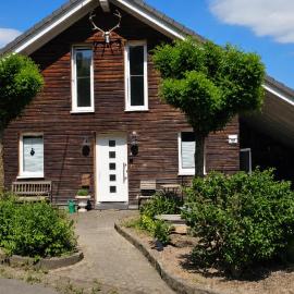 Romantic and Cosy Studio with Lake View in Meerfeld Eifel Region